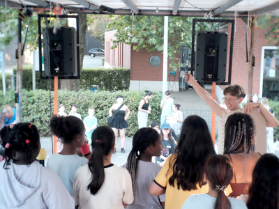 Musik Convoy LKW-B&uuml;hne 2026 Lengerich Publikum